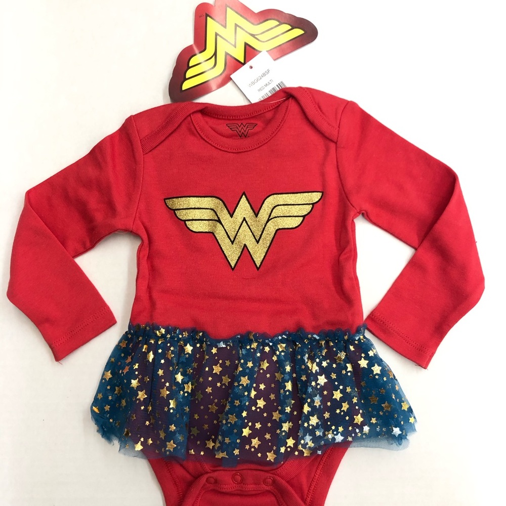 Newboern Girls Wonder Woman One Piece Dress 3-6 or 6-9 months